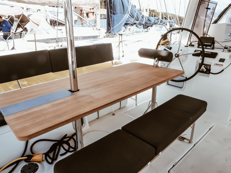 Location bateau Punta Ala pas cher Sun Loft 47