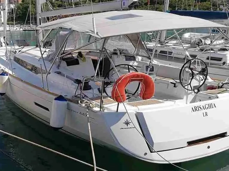 Location à Agropoli - Jeanneau Sun Odyssey 449 sur SamBoat