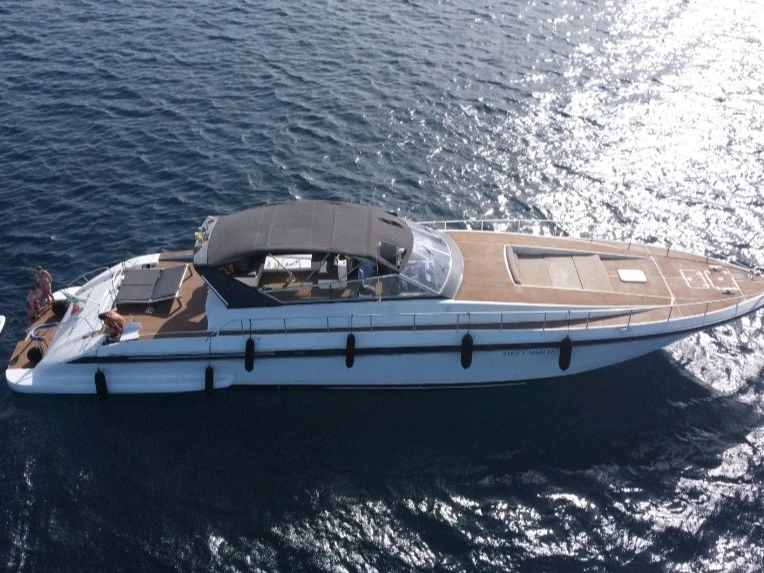 Yacht à louer à Milazzo au meilleur prix