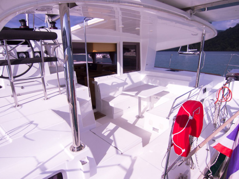 Location Catamaran Lagoon avec permis
