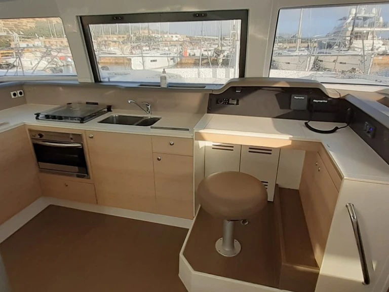 Louer Catamaran avec ou sans skipper Bali à Portisco