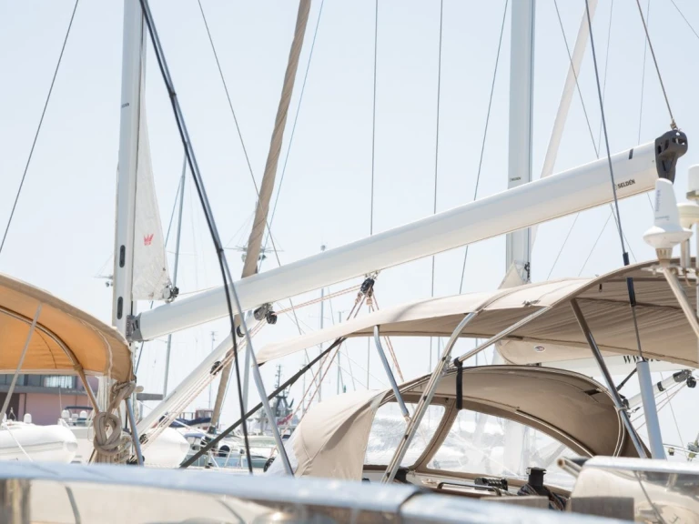 Bavaria Cruiser 51 a louer à Portisco