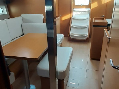 Location bateau Portisco pas cher Sun Odyssey 440