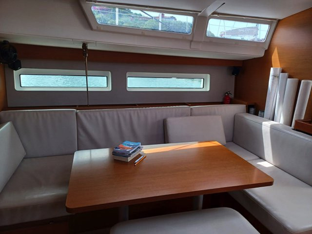 Louez un Jeanneau Sun Odyssey 490 à Portisco