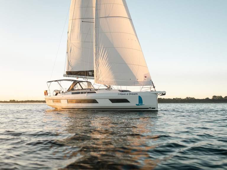 Location bateau Dufour Dufour 44 à Rostock sur Samboat