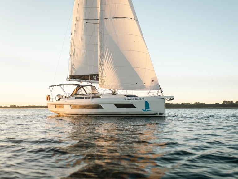 Location bateau Dufour Dufour 44 à Rostock sur Samboat