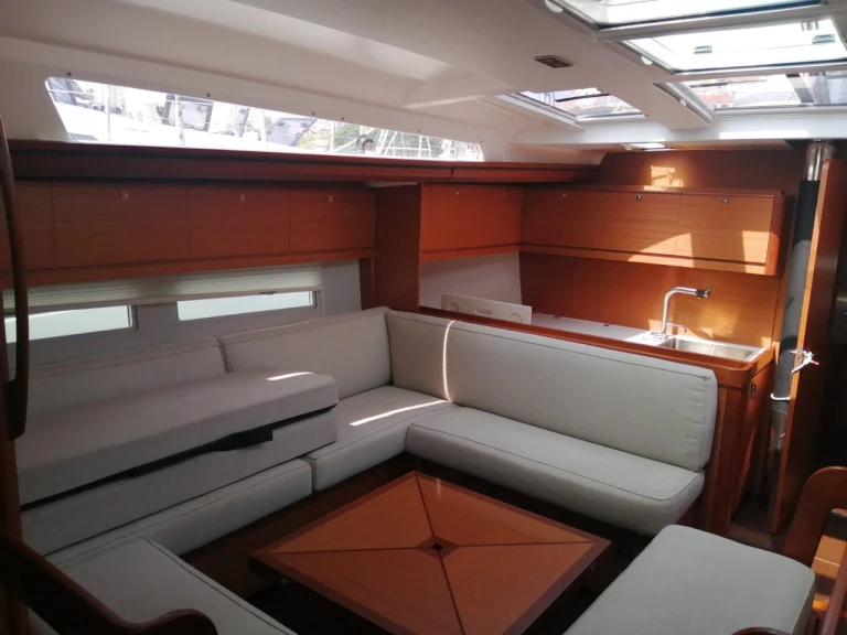 Location bateau Milazzo pas cher Dufour 520 Grand Large