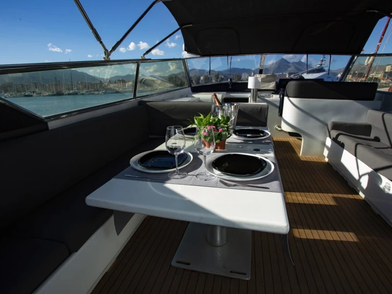 Location Yacht à Milazzo - Leopard Catamarans / Robertson & Caine Leopard 23 - 3 + 1 cab.