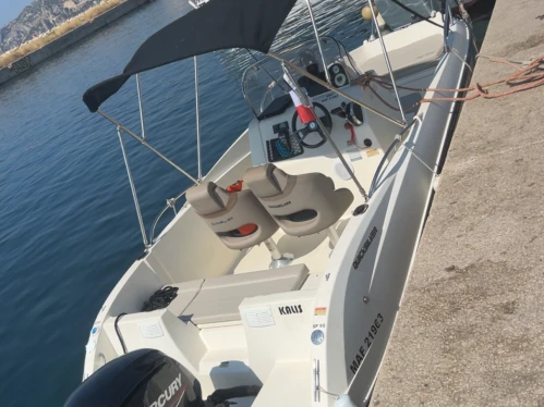 Louer Bateau à moteur avec ou sans skipper Quicksilver à Marseille