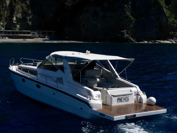 Location Bateau à moteur à Sorrento - Rio Yachts Rio yacht 36 sport 