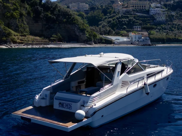 Location bateau Rio Yachts Rio yacht 36 sport  à Sorrento sur Samboat
