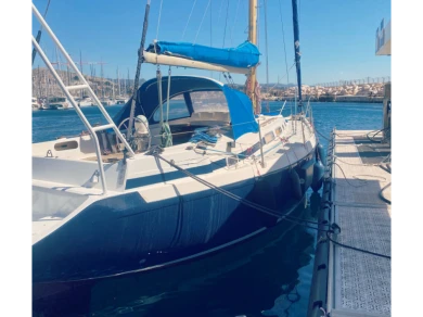 Sailboat to hire Marseille at the best price