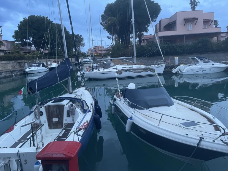 Voilier à louer à Marina di Portorosa au meilleur prix