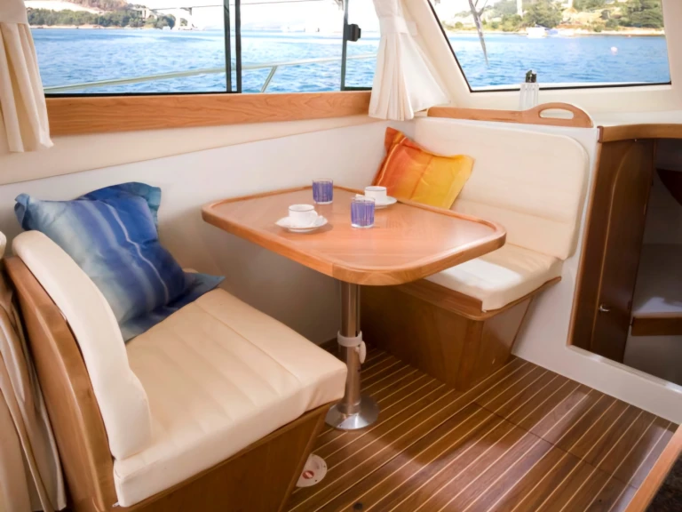 Starfisher 840 a louer à Puerto Marina Benalmadena