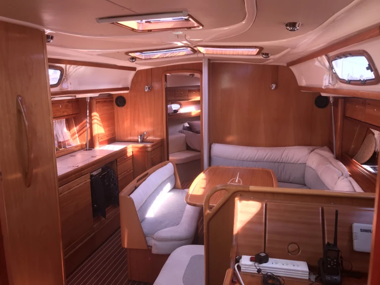 Location Voilier à Locmiquélic - Bavaria Bavaria 39 Cruiser