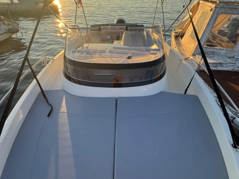 Location Bateau à moteur à Muline - AM Yacht Prince 625 Sundeck