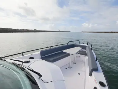 Louez un Axopar Axopar 28 T-Top à Corfou