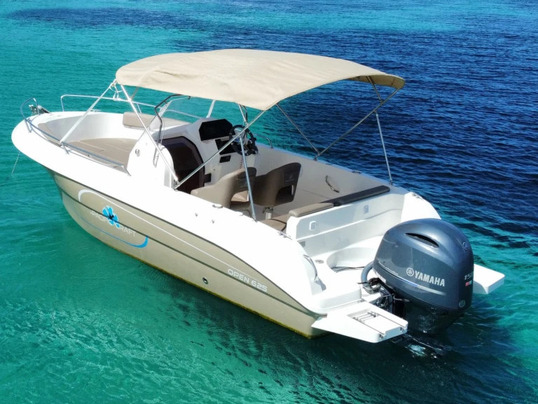 Location bateau Pacific Craft Pacific Craft 625 Open à Sant Antoni de Portmany sur Samboat