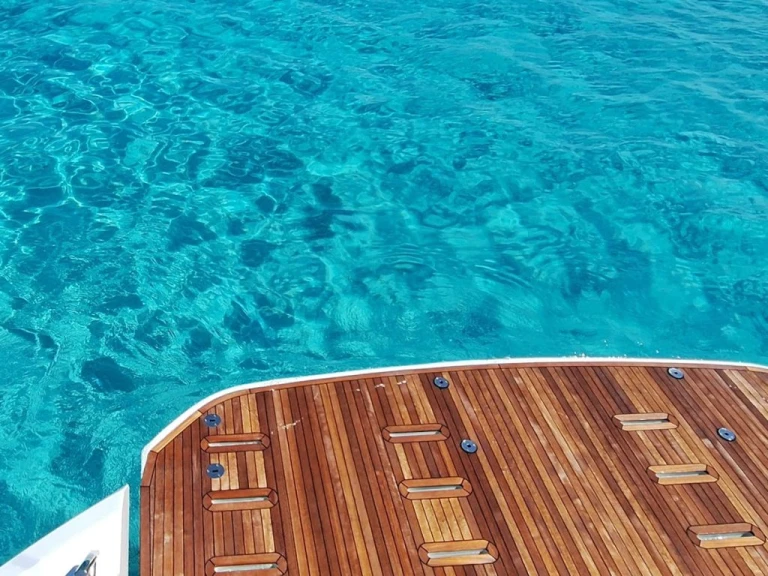 Louez un Azimut Azimut 53 Fly à Porto Villa San Giovanni
