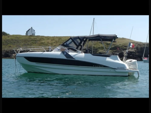 Location Bateau à moteur Bénéteau avec permis