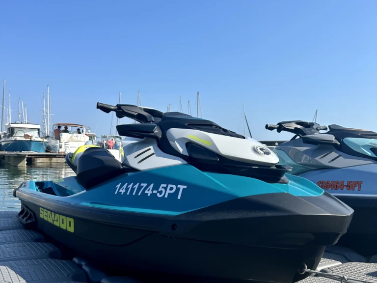 Location bateau Cascais pas cher GTI SE 170 AUDIO