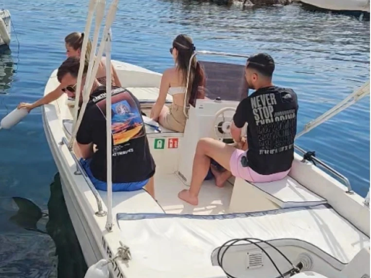 Location bateau Cannes pas cher Selva T 4.8