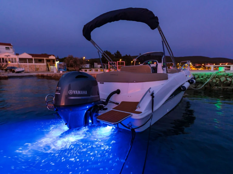 Location à Sveti Filip i Jakov - Marinello fisherman 19 sur SamBoat