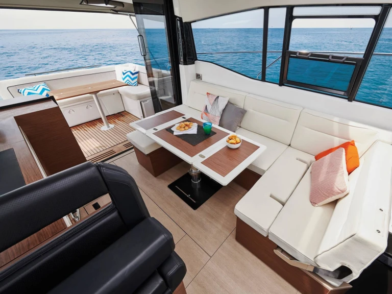 Location bateau Makarska pas cher NC 37