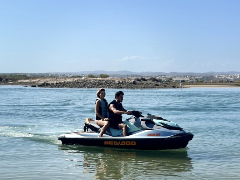 Location Jet ski à Cascais - Sea-Doo GTI se 170