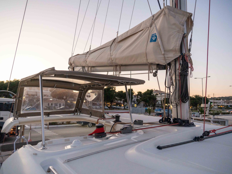 Louer Catamaran avec ou sans skipper Lagoon à Pórto Chéli