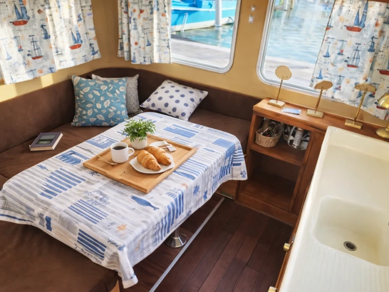 Location bateau Locaboat Locaboat 935 à Saint-Jean-de-Losne sur Samboat