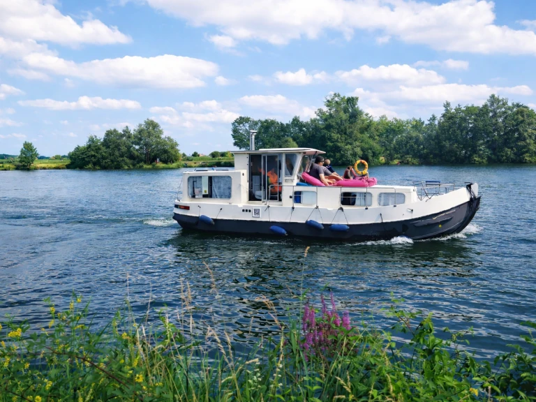 Louez un Locaboat Locaboat 935 à Saint-Jean-de-Losne