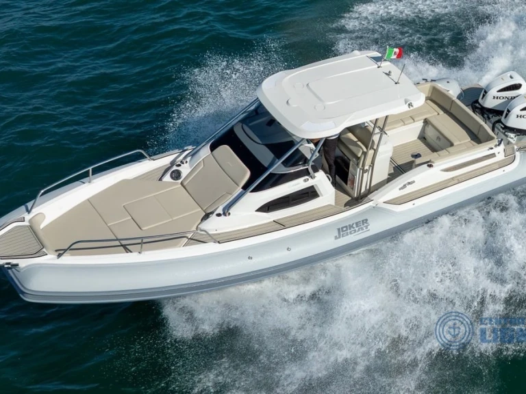 Location bateau La Maddalena pas cher Clubman 32