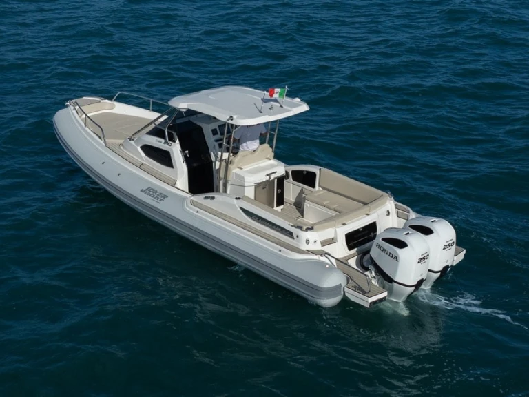 Location Semi-rigide à La Maddalena - Joker Boat Clubman 32