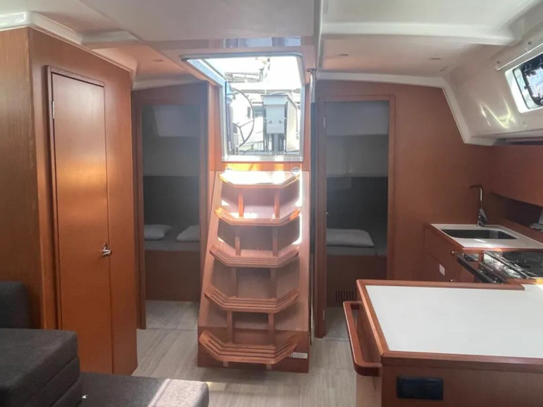 Voilier à louer à Paros (Ile) au meilleur prix