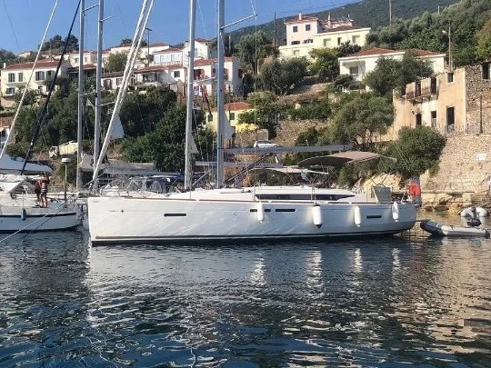 Jeanneau Sun Odyssey 409 (3 cab.) a louer à Lefkáda