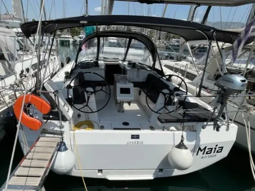 Location à Álimos - Bavaria Bavaria C42 (3 cab.) sur SamBoat