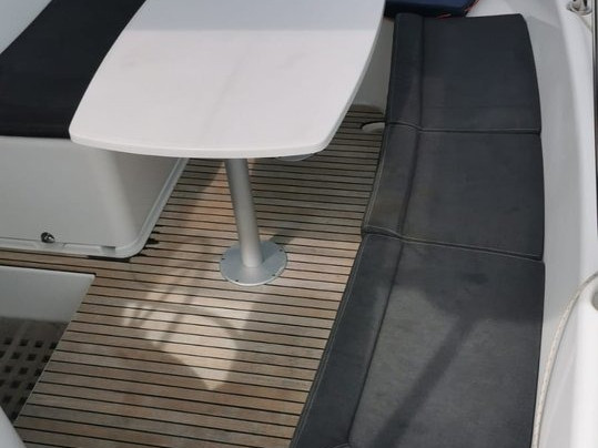 Location bateau Propriano pas cher Lagoon 380