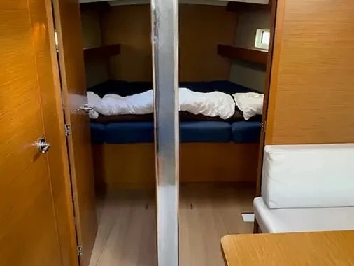 Louer Voilier avec ou sans skipper Jeanneau à Paros (Ile)