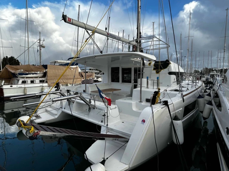 Location Catamaran à Gouviá - Lagoon Lagoon 40