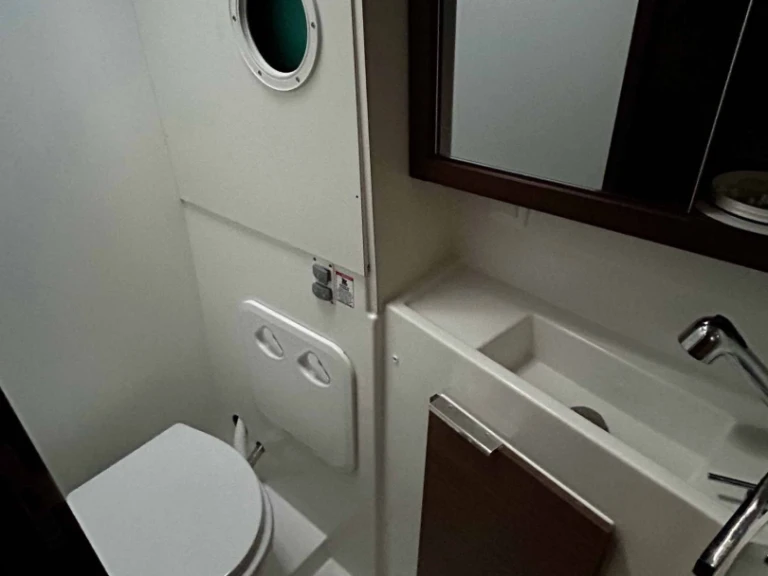 Louer Catamaran avec ou sans skipper Lagoon à Gouviá