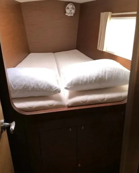 Location bateau Paros (Ile) pas cher Lagoon 380