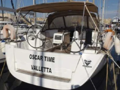 Yacht hire Kalkara cheap Dufour 450 GL (4 cab.)