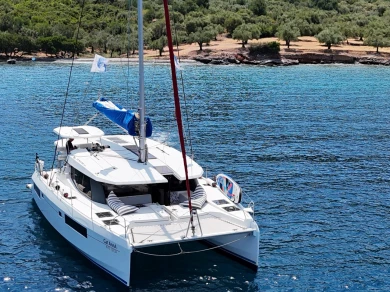 Bootverhuur Parálio Ástros goedkoop Leopard 45