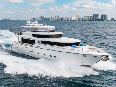 Bareboat Rental Luxury Yacht Johnson with a boat licence