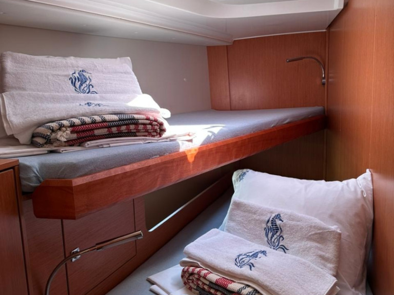 Location bateau Álimos pas cher Bavaria C45 Holiday