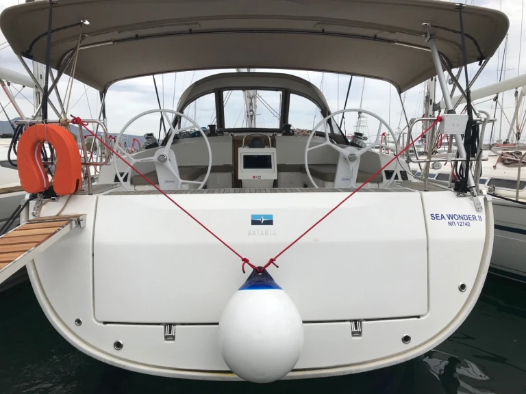 Louez un Bavaria Cruiser 46 à Gouviá