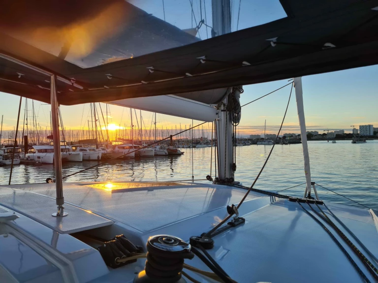 Catamaran à louer à Lefkáda au meilleur prix