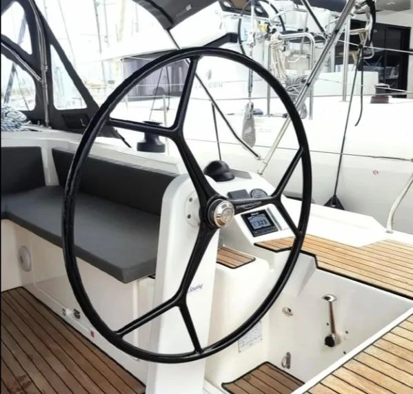 Location à Lefkáda - Bavaria Bavaria C42 (3 cab.) sur SamBoat
