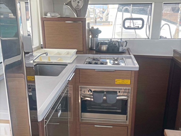 Location Catamaran à Paros (Ile) - Lagoon Lagoon 40